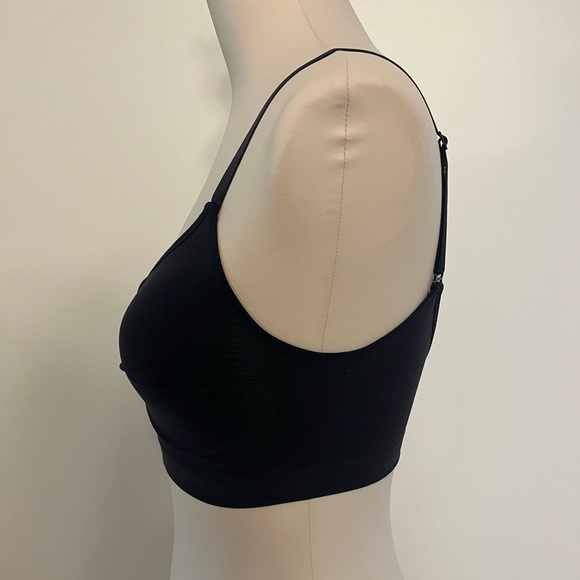SKIMS NWOT Seamless Sculpt Bralette in Onyx - Picture 10 of 12